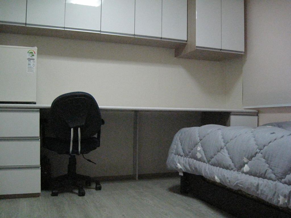 Easy Guesthouse Changwon Exterior foto